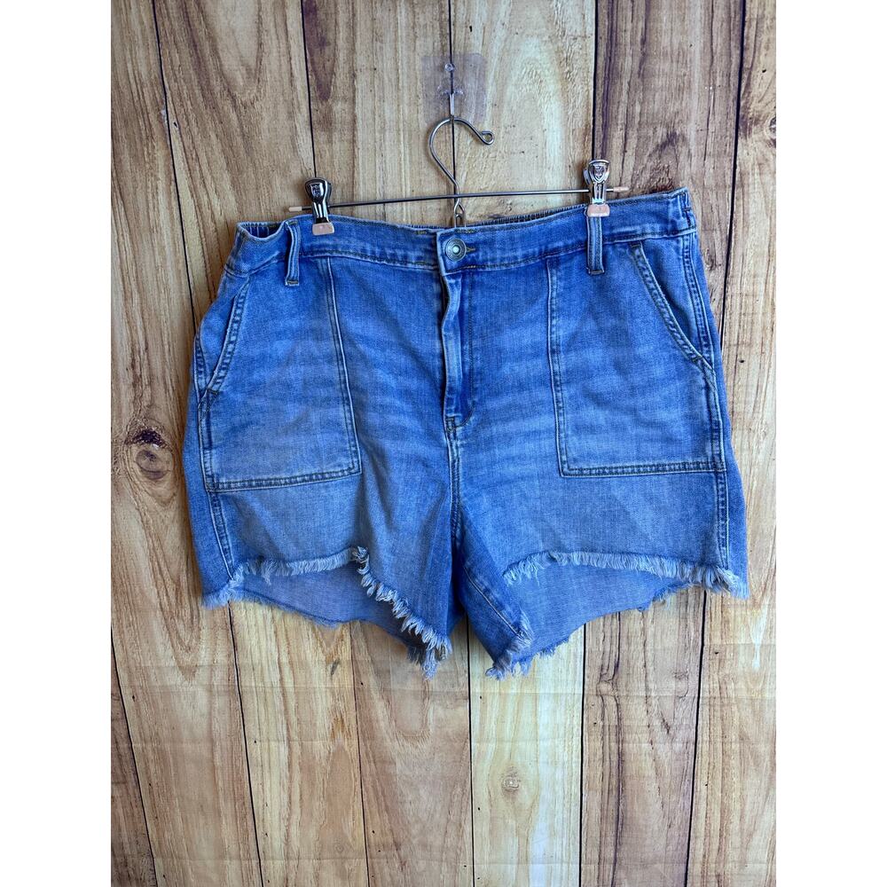 Aerie Frayed Edging Jeans Shorts Light Wash Size Xl